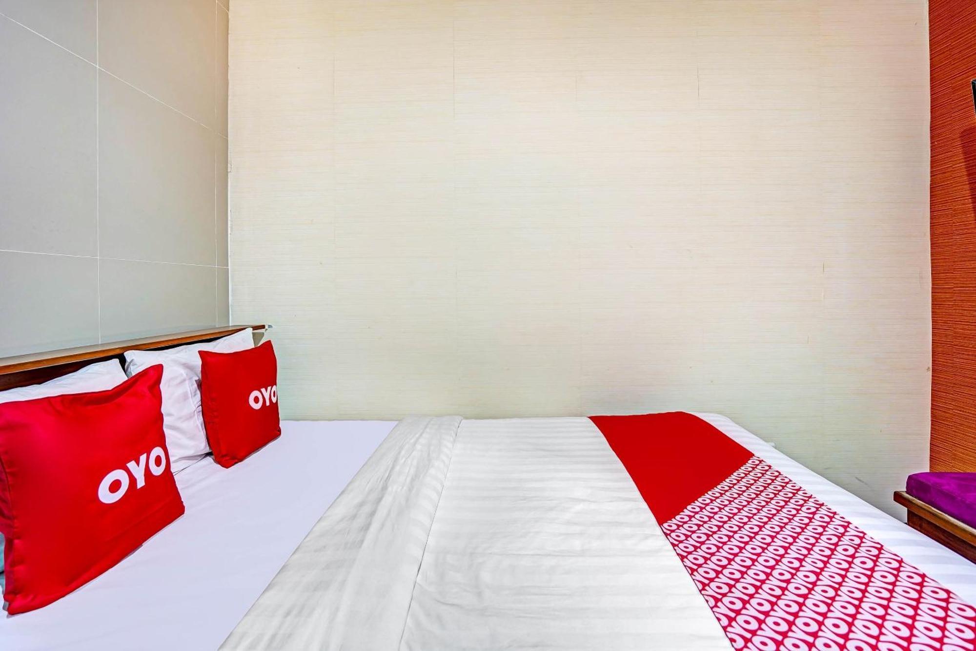 Oyo 90889 Dkb Residence Surabaya Ngoại thất bức ảnh